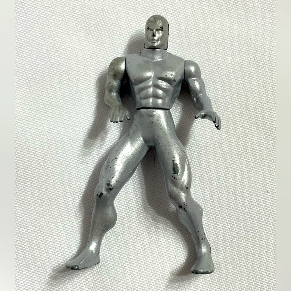 Vintage Marvel 3” die cast Silver Surfer posable figure some wear on paint guc